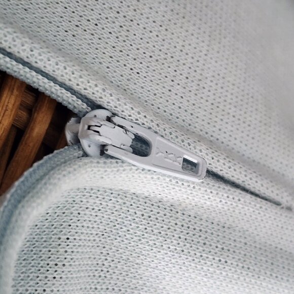 Vintage ILGWU Union Made Powder Blue Pleated & Button Skirt 26.5"" plus stretch - Picture 10 of 11